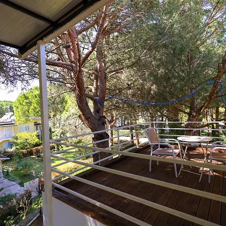 Grandstay Villa Perla Resort Durres Exterior photo