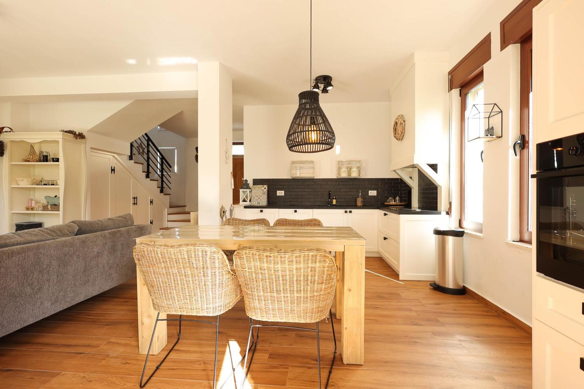 Villa Grandstay Perla