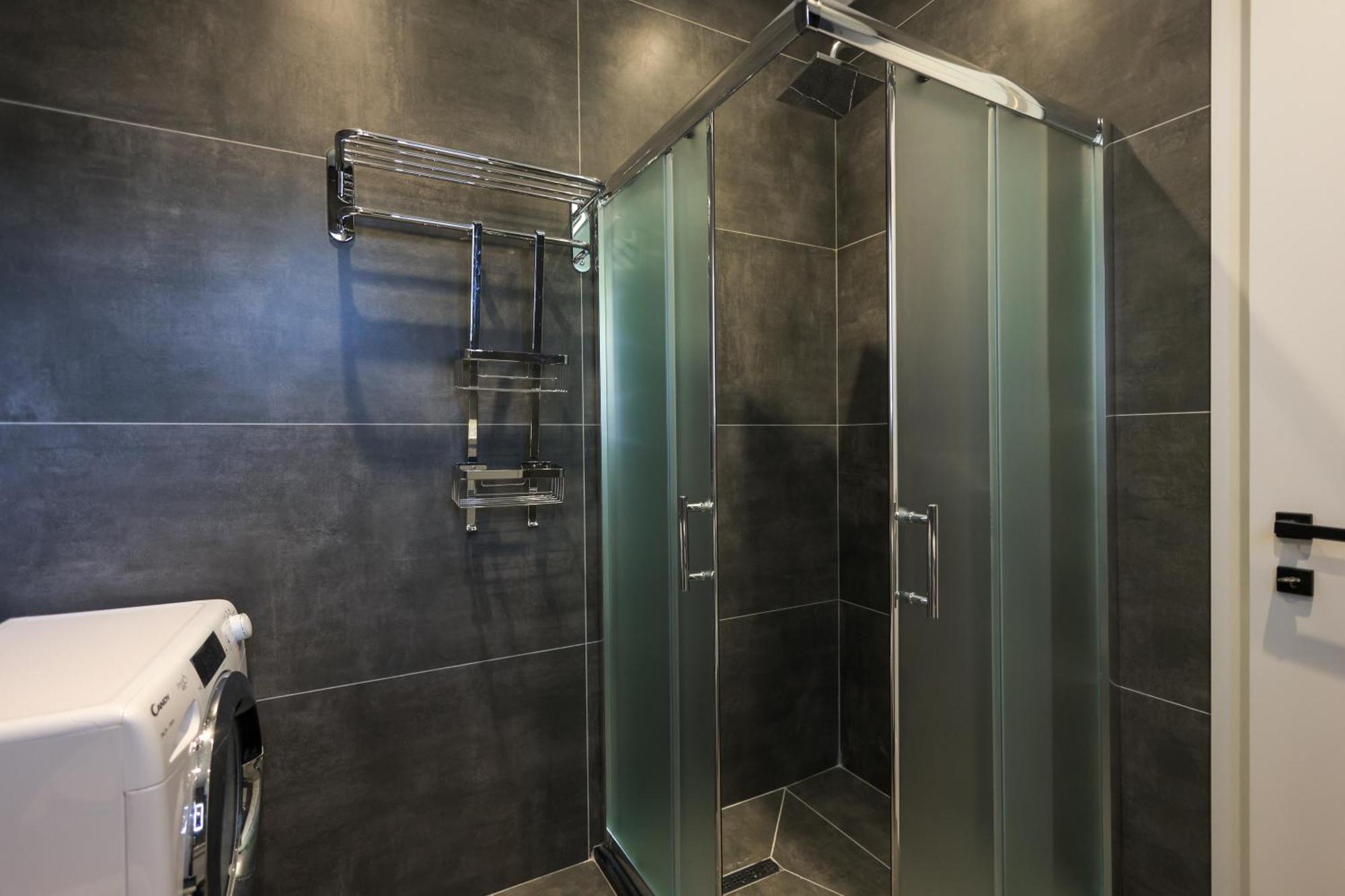 Grandstay Perla