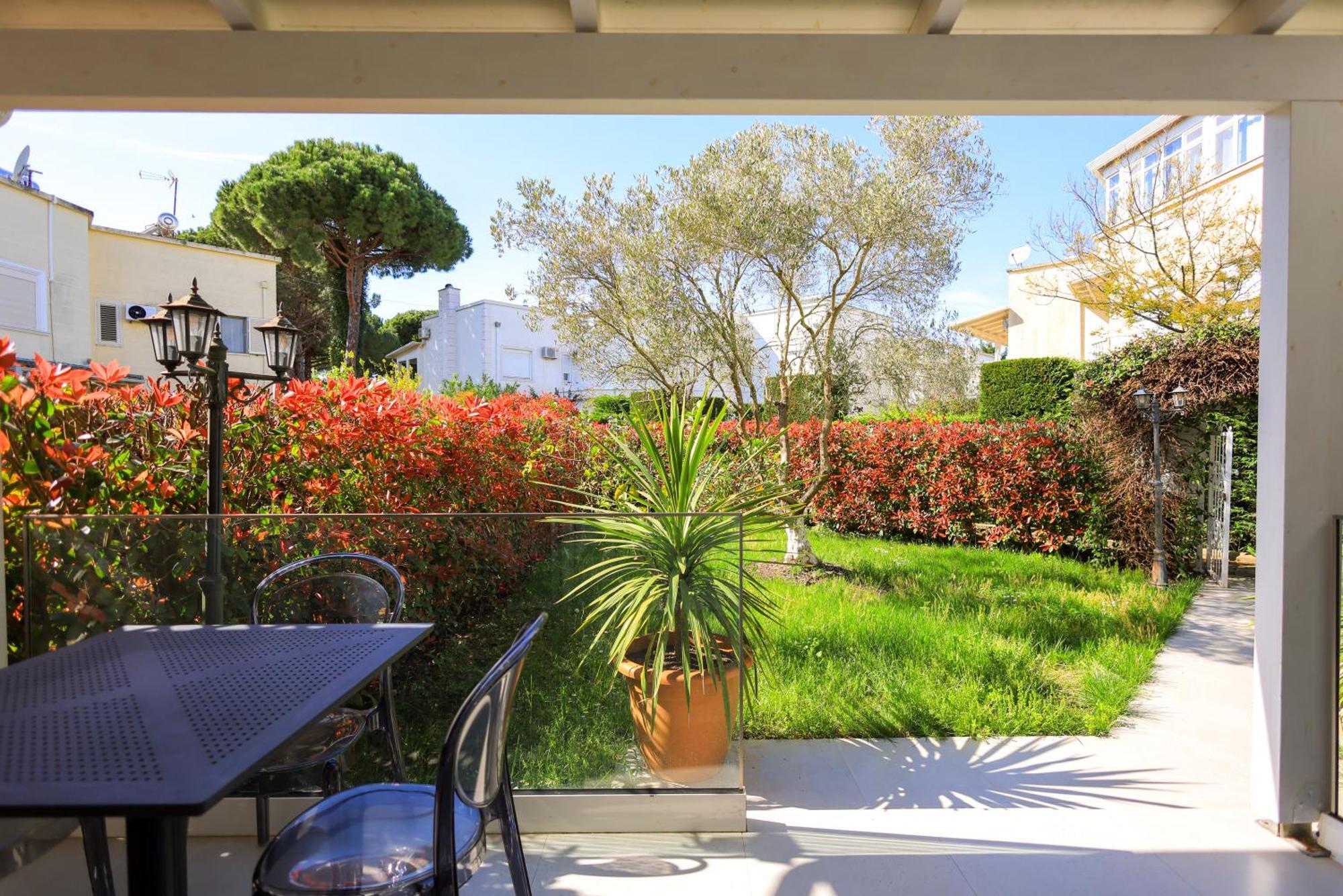 Villa Grandstay Perla Durres